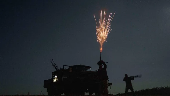 Das Gebiet Dnipropetrowsk ist seit langem Schauplatz der milit&auml;rischen Auseinandersetzung - Drohnen schlagen immer wieder hier ein. (Archivbild) - &copy; Evgeniy Maloletka/AP/dpa