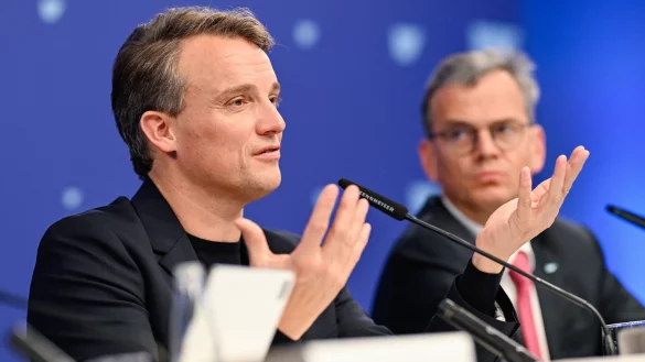 SAP-Chef Klein: Die angepeilte Quote von 40 Prozent in der Belegschaft werde aufgegeben, hei&szlig;t es in einer internen E-Mail. (Archivbild) - &copy; Uwe Anspach/dpa