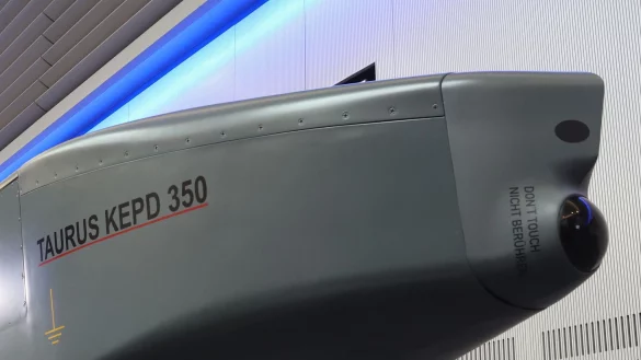 Die Ukraine bittet Deutschland schon lange um den Marschflugkörper Taurus. (Archivbild) - © Karl-Josef Hildenbrand/dpa