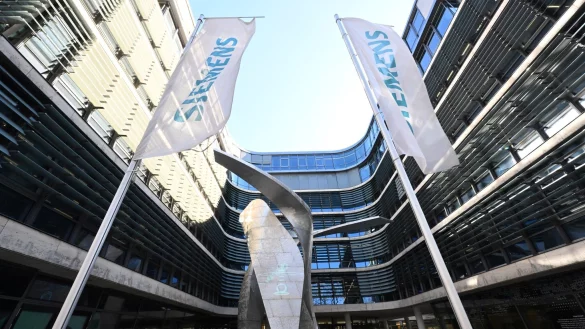 Siemens zeigt sich relativ unbeeindruckt von den weltweiten Verwerfungen. (Archivbild) - &copy; Felix H&ouml;rhager/dpa