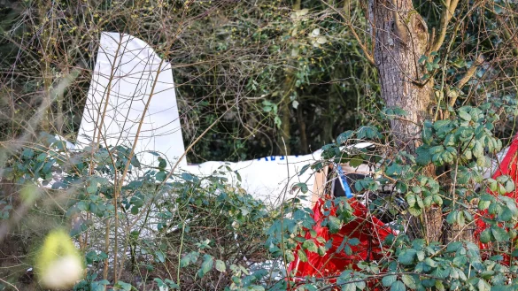 Die Ermittlungen werden noch einige Zeit beanspruchen. - © Alex Talash/dpa