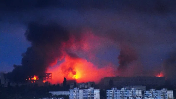 Die ostukrainische Gro&szlig;stadt Charkiw ist immer wieder Ziel russischer Luftangriffe. - &copy; Anatolii Lysianskyi/AP/dpa