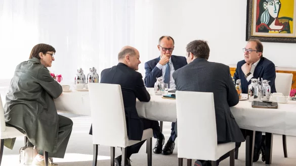 Treffen der Parteichefs im Kanzleramt. - © Guido Bergmann/Bundesregierung/dpa