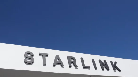 Starlink will verst&auml;rkt schnelles Internet aus dem All direkt auf Smartphones bringen. (Archivbild) - &copy; Wolf von Dewitz/dpa