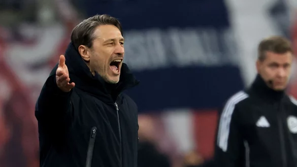 BVB-Coach Kovac ist mit den Attacken von Sportdirektor Kehl auf seine Spieler nicht einverstanden. - © Jan Woitas/dpa