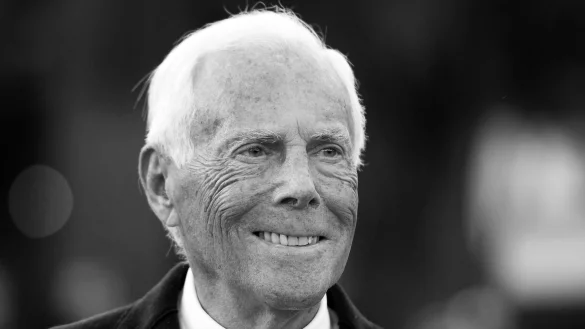 Der italienische Modedesigner Giorgio Armani ist im Alter von 91 Jahren gestorben. (Archivbild) - © Claudio Onorati/ANSA/dpa