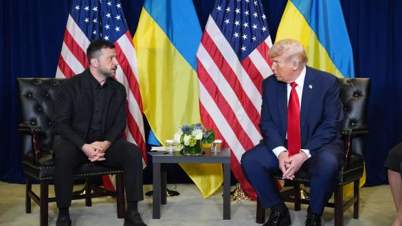 Trump und Selenskyj treffen sich am Rande der UN-Generaldebatte zu einem Gespr&auml;ch. - &copy; Evan Vucci/AP/dpa