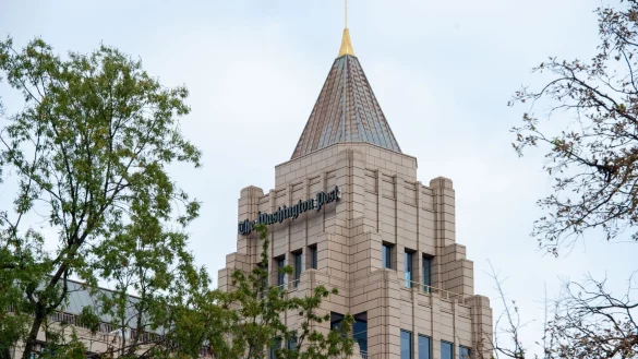 Unbekannte Hacker haben sich Zugriff auf interne E-Mails bei der &laquo;Washington Post&raquo; verschafft. (Archivbild) - &copy; Andrej Sokolow/dpa