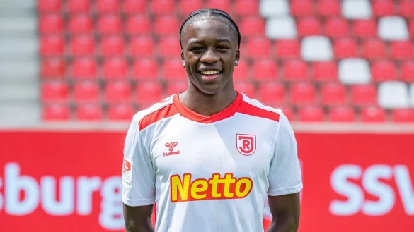 Mansour Ouro-Tagba kehrt vorzeitig zum 1. FC K&ouml;ln zur&uuml;ck. - &copy; Armin Weigel/dpa