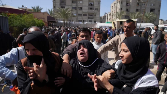 Israels Armee ist nach dem Tod von Rettungskr&auml;ften in Gaza in Erkl&auml;rungsnot. (Archivbild) - &copy; Abdel Kareem Hana/AP/dpa