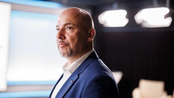 CSU-Landesgruppenchef Hoffmann zum Richterstreit: &laquo;Da ist Sachlichkeit angesagt.&raquo; - &copy; Carsten Koall/dpa