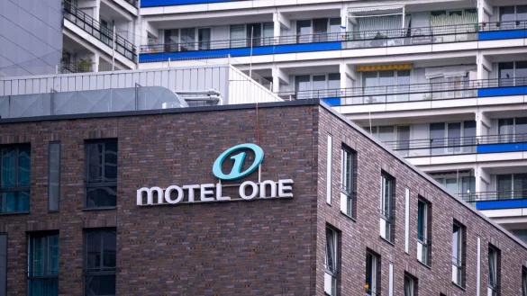 Ein Motel One in Berlin - inzwischen gibt es 99 H&auml;user in 13 L&auml;ndern. (Archivbild) - &copy; Monika Skolimowska/dpa
