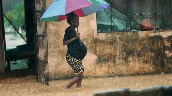 Alle zwei Minuten verliert eine Frau wegen Komplikationen im Zusammenhang mit der Schwangerschaft ihr Leben. (Archivbild) - &copy; Tsvangirayi Mukwazhi/AP/dpa