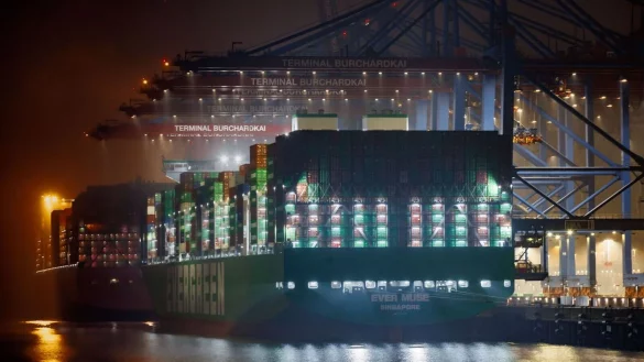 In etwa 180 von 5.300 untersuchten Warengruppen lag der deutsche Anteil am weltweiten Export zuletzt bei mindestens 30 Prozent - &copy; Markus Scholz/dpa