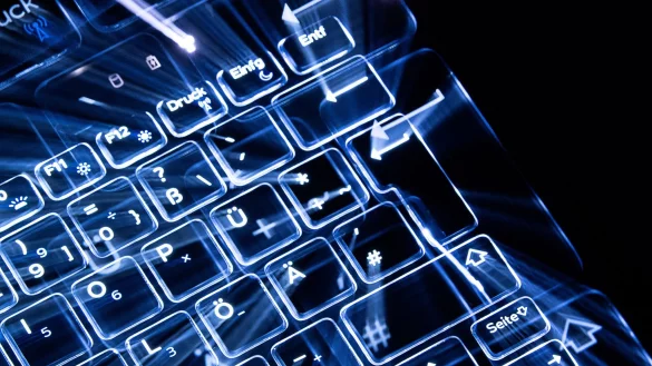 Nach Angaben der Deutschen Gesellschaft für Osteuropakunde (DGO) war die Organisation im vergangenen Jahr schon einmal Ziel eines russischen Cyberangriffs. (Symbolbild) - © Sebastian Gollnow/dpa