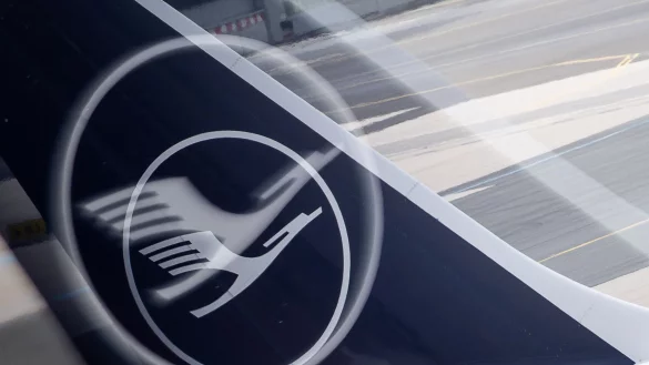 Zur Hauptversammlung der Lufthansa hagelt es Kritik der Gewerkschaften. - © Sebastian Gollnow/dpa