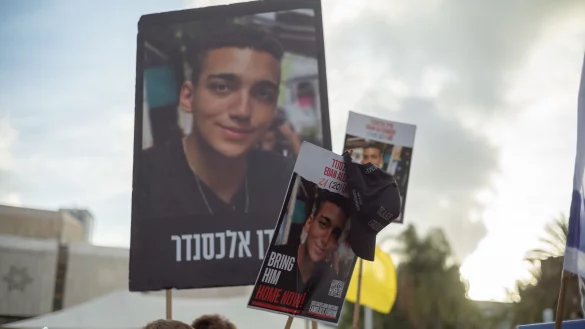 Der Soldat Edan Alexander wurde am 7. Oktober 2023 w&auml;hrend des Hamas-Massakers von einem Milit&auml;rst&uuml;tzpunkt entf&uuml;hrt. - &copy; Ilia Yefimovich/dpa