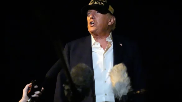 Trump will den Staatsapparat umkrempeln. - © Mark Schiefelbein/AP/dpa