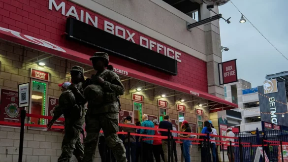 In den vergangenen Tagen patrouillierte die Nationalgarde vor allem in Ausgehvierteln und touristischen Gegenden. (Archivbild) - © Julia Demaree Nikhinson/AP/dpa