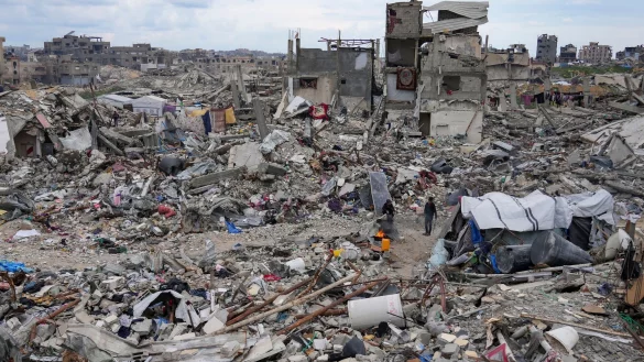 Im Gazastreifen l&auml;uft die erste Phase des Waffenruhe-Abkommens aus. (Archivbild) - &copy; Abdel Kareem Hana/AP/dpa