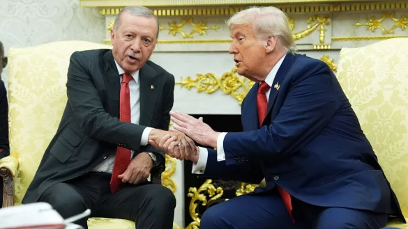 US-Pr&auml;sident Trump empf&auml;ngt den t&uuml;rkischen Pr&auml;sidenten Erdogan. - &copy; Evan Vucci/AP/dpa
