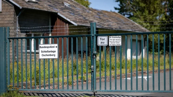 In der Schießanlage sollen mutmaßliche Mitglieder einer «Reichsbürger»-Gruppe trainiert haben. - © ---/dpa