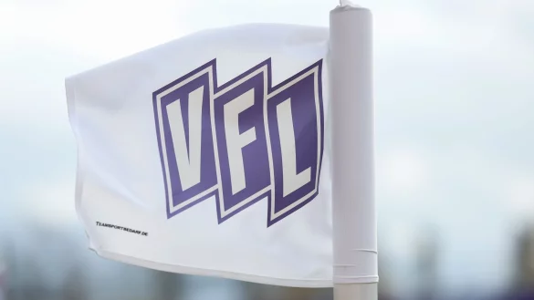 Wegen einer ungew&ouml;hnlichen Protestaktion seiner Fans muss Fu&szlig;ball-Drittligist VfL Osnabr&uuml;ck 3.000 Euro Strafe zahlen. - &copy; Friso Gentsch/dpa