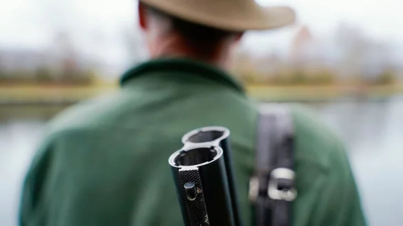 In Hagen wurde ein J&auml;ger bei einem tragischen Unfall t&ouml;dlich verletzt. (Symbolbild) - &copy; Uwe Anspach/dpa