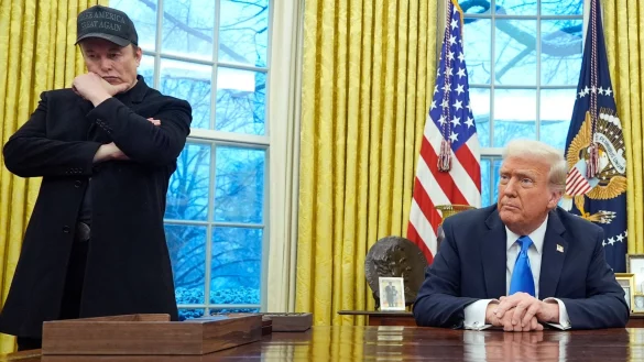 Trump hat einen Ratschlag für Musk. - © Alex Brandon/AP/dpa