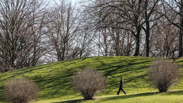 In Nordrhein-Westfalen ist es weiterhin sonnig. (Symbolbild) - © Oliver Berg/dpa