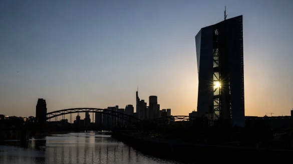 Die EZB steht wohl vor einer Zinspause. (Archivbild) - &copy; Boris Roessler/dpa