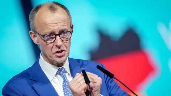 Haben die Abstimmungen mit der AfD der Union und ihrem Kanzlerkandidaten Friedrich Merz geschadet? - © Kay Nietfeld/dpa