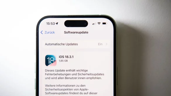 Ab Juni 2025 schreibt die EU-&Ouml;kodesign-Verordnung f&uuml;r neue Smartphones Updates f&uuml;r mindestens f&uuml;nf Jahre vor. - &copy; Christin Klose/dpa-tmn