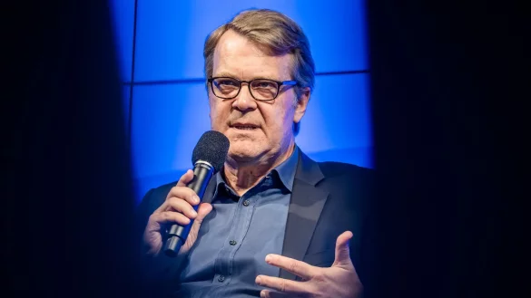 Wahlrechtsexperte für Änderung bei Vergabe der Direktmandate - © Christoph Soeder/dpa