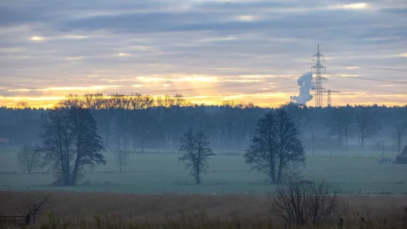 Der Deutsche Wetterdienst erwartet Nebel in NRW. (Symbolbild) - © Thomas Banneyer/dpa