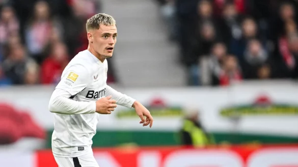 Florian Wirtz gehört zu den begehrtesten Spielern des deutschen Fußballs. - © Harry Langer/dpa