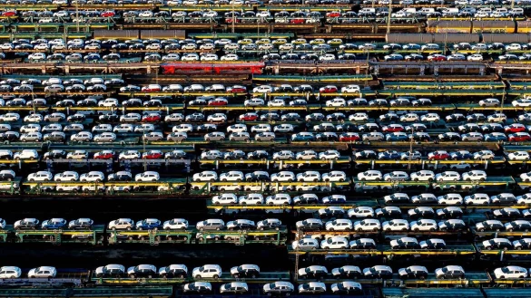 Die deutsche Wirtschaft schwächelt - die Exportaussichten haben sich eingetrübt. (Archivbild) - © Sina Schuldt/dpa