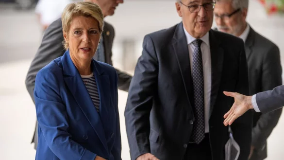 Keller-Sutter sprach anschlie&szlig;end von einem &laquo;freundschaftlichen, offenen Austausch&raquo;. - &copy; Mark Schiefelbein/AP/dpa