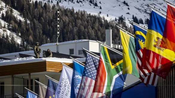 Das Weltwirtschaftsforum in Davos ist ein politisch-&ouml;konomisches Spitzentreffen. - &copy; Michael Buholzer/KEYSTONE/dpa