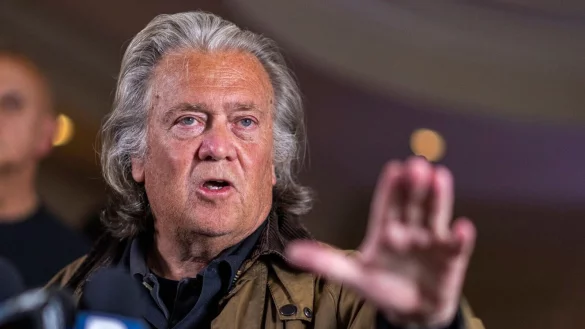 Trumps früherer Berater Steve Bannon rechnet mit einem «Zeitalter Trumps». (Archivbild) - © Eduardo Munoz Alvarez/AP/dpa