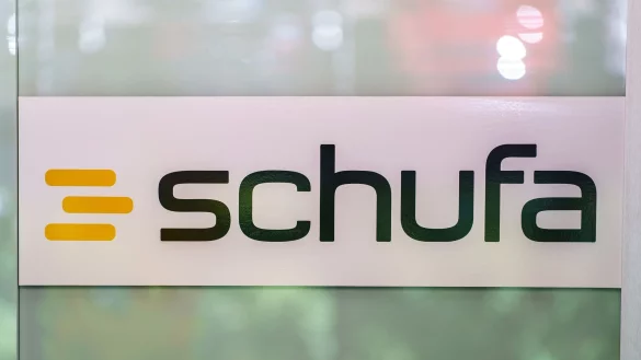 Die Auskunftei Schufa verfügt über eine mächtige Datensammlung. (Archivbild) - © Andreas Arnold/dpa