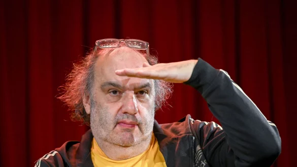 Übernimmt die Intendanz der Volksbühne: Theatermacher Matthias Lilienthal. - © Soeren Stache/dpa