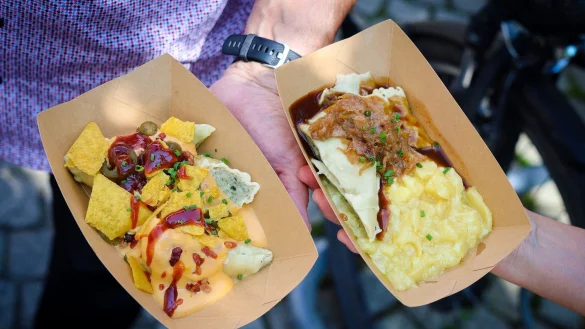 Die Anbieter wollen zeigen, wie vielfältig Maultaschen sind. - © Christoph Schmidt/dpa