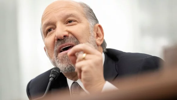 US-Handelsminister Howard Lutnick betont, dass bei den neuen US-Zöllen keine schnelle Kehrtwende zu erwarten sei. (Archivbild) - © Jacquelyn Martin/AP/dpa