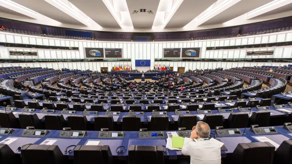 Das Europaparlament erprobt neue Regeln gegen Abwesenheit von Abgeordneten. (Archivbild) - &copy; Philipp von Ditfurth/dpa