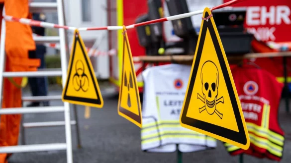 Um den Katastrophenschutz kümmern sich in Deutschland die Länder. Hier spielen vor allem Ehrenamtliche eine wichtige Rolle. (Symbolbild) - © Pia Bayer/dpa