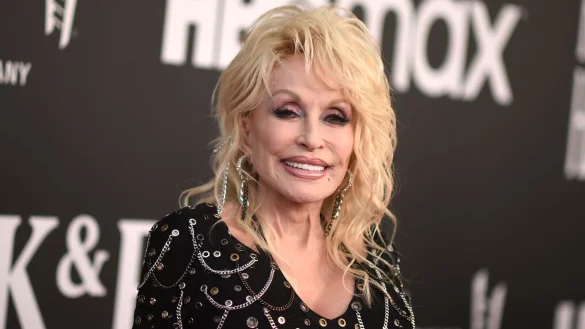 Dolly Parton bedankt sich für Karten, Blumen und Nachrichten. (Archivbild) - © Richard Shotwell/Invision via AP/dpa