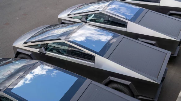 Nach Bekanntwerden des Dokuments wurde spekuliert, dass in Teslas Modelpalette der «Cybertruck» am ehesten zum Umbau in ein gepanzertes Fahrzeug geeignet ist. (Archivbild) - © Scott Brauer/ZUMA Press Wire/dpa