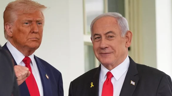 Für Israels Premier Netanjahu ist es das dritte Treffen mit US-Präsident Trump in sechs Monaten. (Archivbild) - © Evan Vucci/AP/dpa