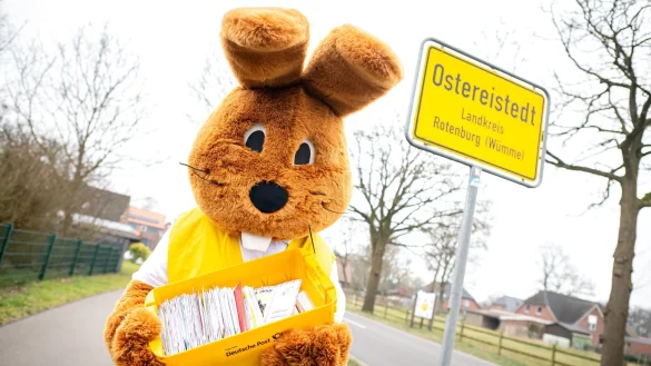 &laquo;Hanni Hase&raquo; beantwortete Briefe von Kindern aus 35 L&auml;ndern. (Archivbild) - &copy; Sina Schuldt/dpa